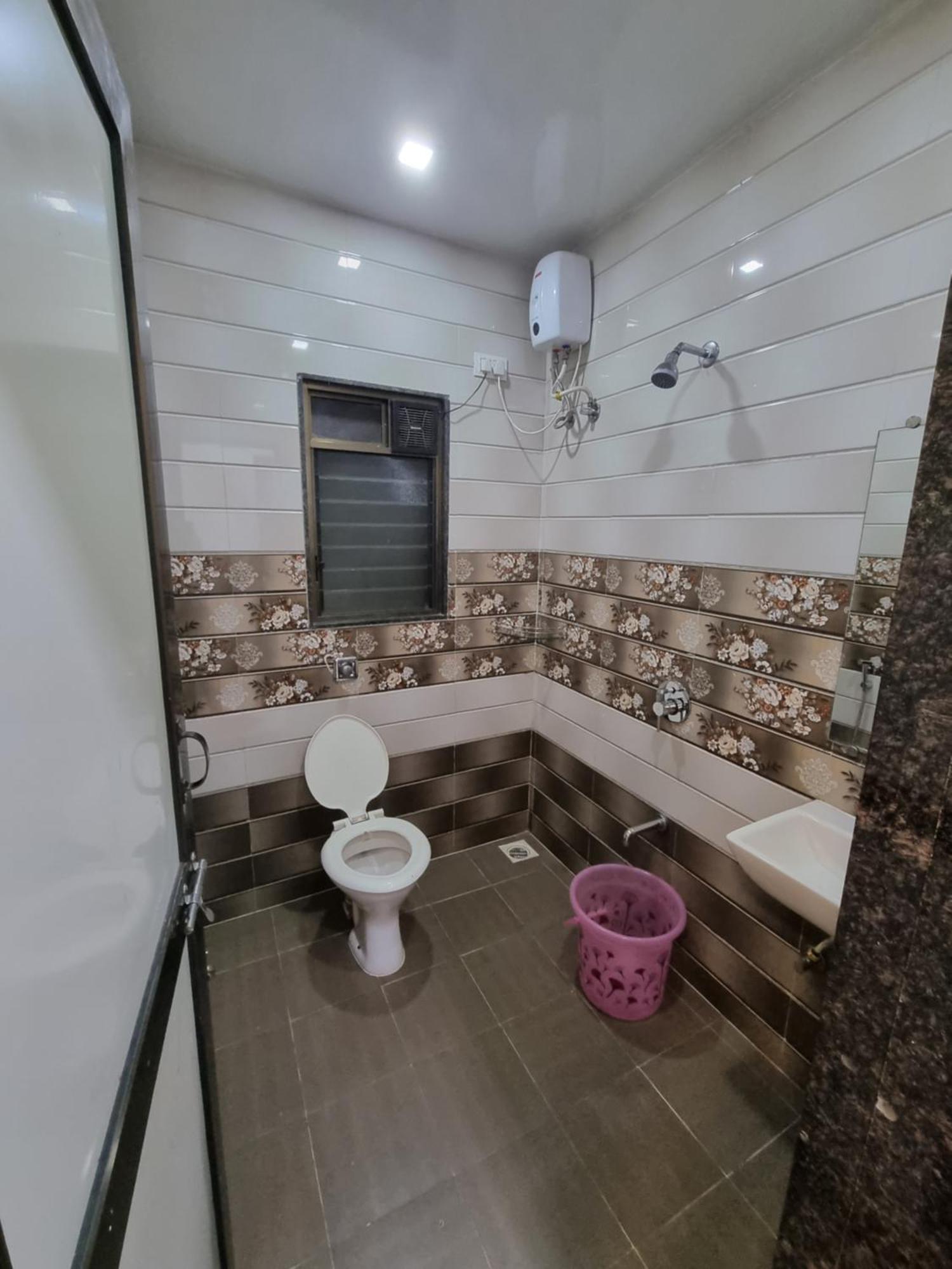 The Living Space 로나발라 외부 사진